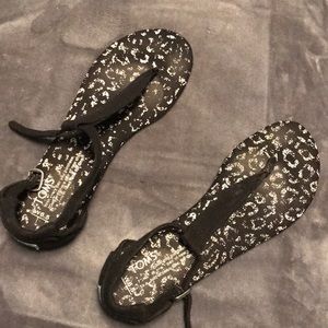 Toms Sandals Size Women’s 6.5